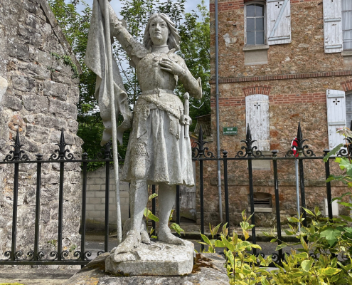 Villeneuve-sur-Bellot⁩ Eglise (1)
