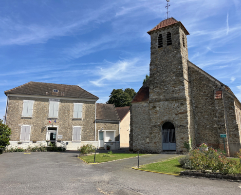 ⁨La Trétoire⁩ Mairie Eglise