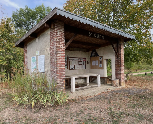 Saint-Ouen-sur-Morin⁩ – Arret Gare (1)
