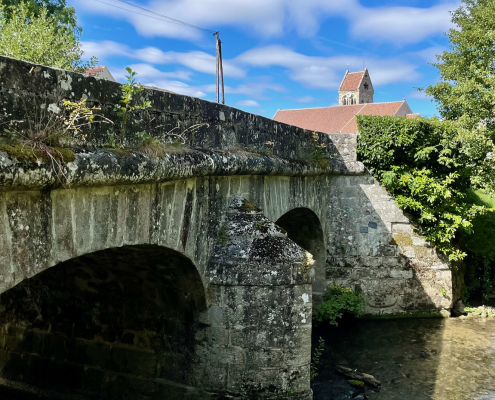 ⁨Villeneuve-sur-Bellot⁩ – Pont et Eglise